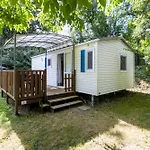 Mobilhome Le Carreyrou Dom wakacyjny